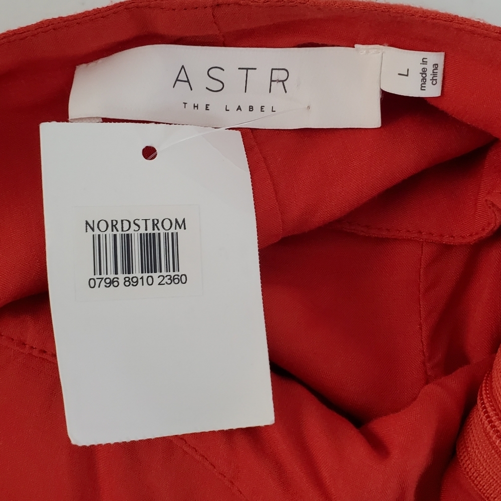 ASTR the Label Wide Leg Jumpsuit Size L Cutout Ruffles Pockets Square Neck NEW - Picture 13 of 15